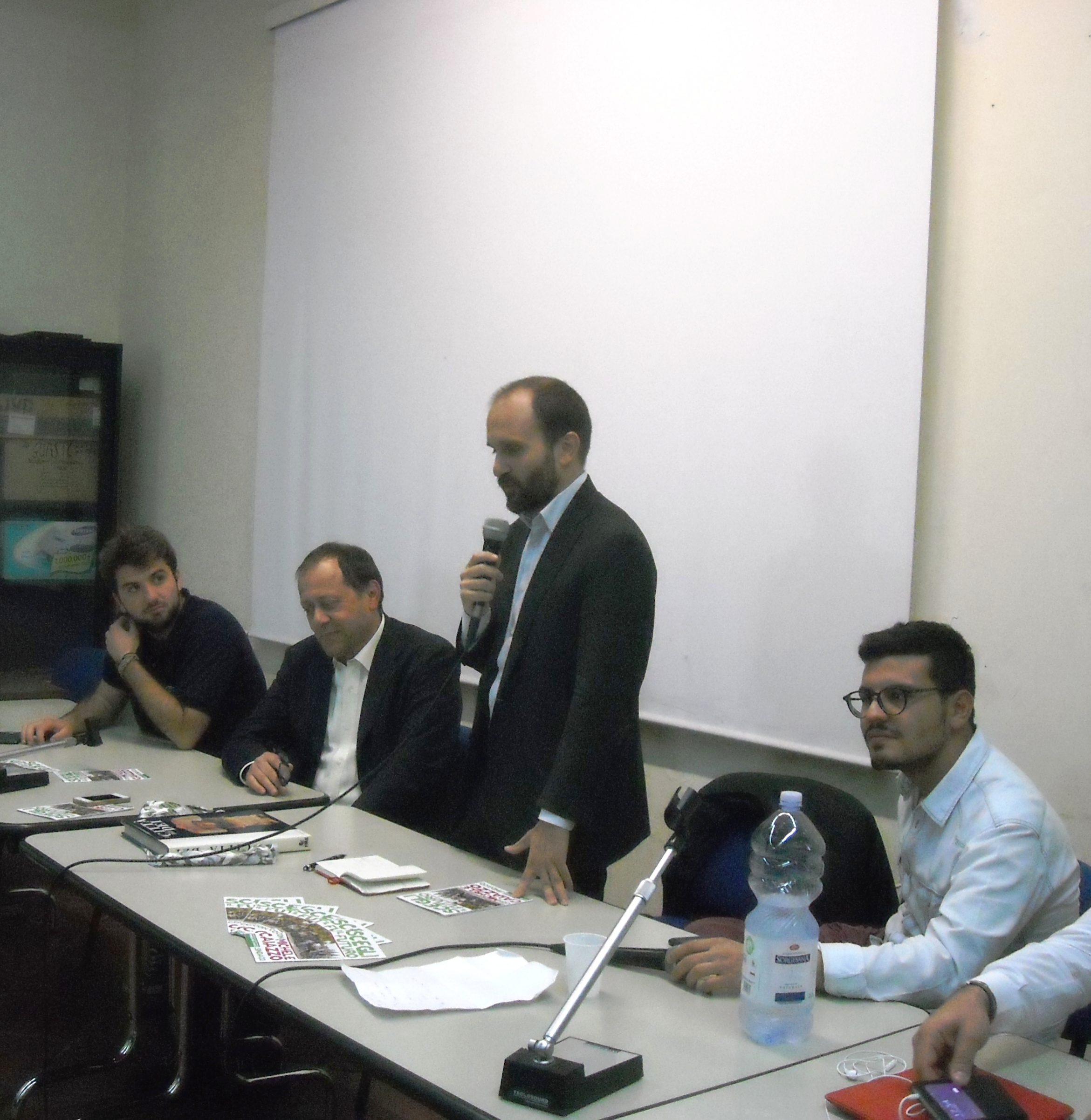 Orfini a Pomigliano: “Sulla scuola abbiamo sbagliato. Sussidio ai disoccupati e salario minimo ? Ci proveremo l’anno prossimo”.