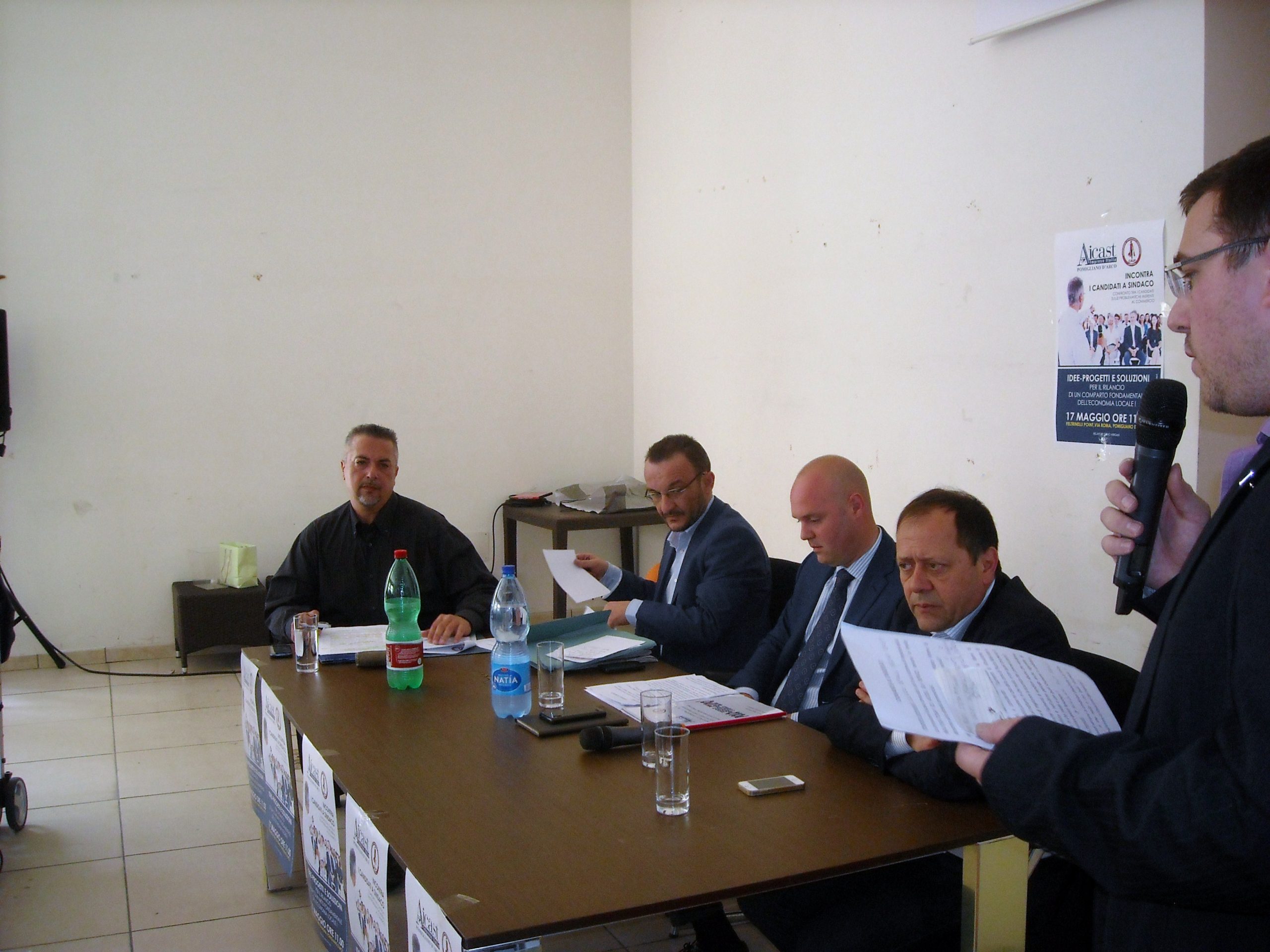 Pomigliano, elezioni, confronto tra i candidati: “Ecco la nostra idea di commercio”