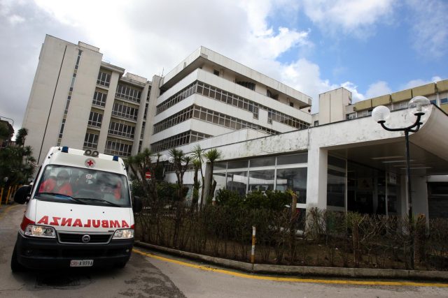 Ospedale Cardarelli, ancora in affanno il pronto soccorso: ecco cosa bisogna fare
