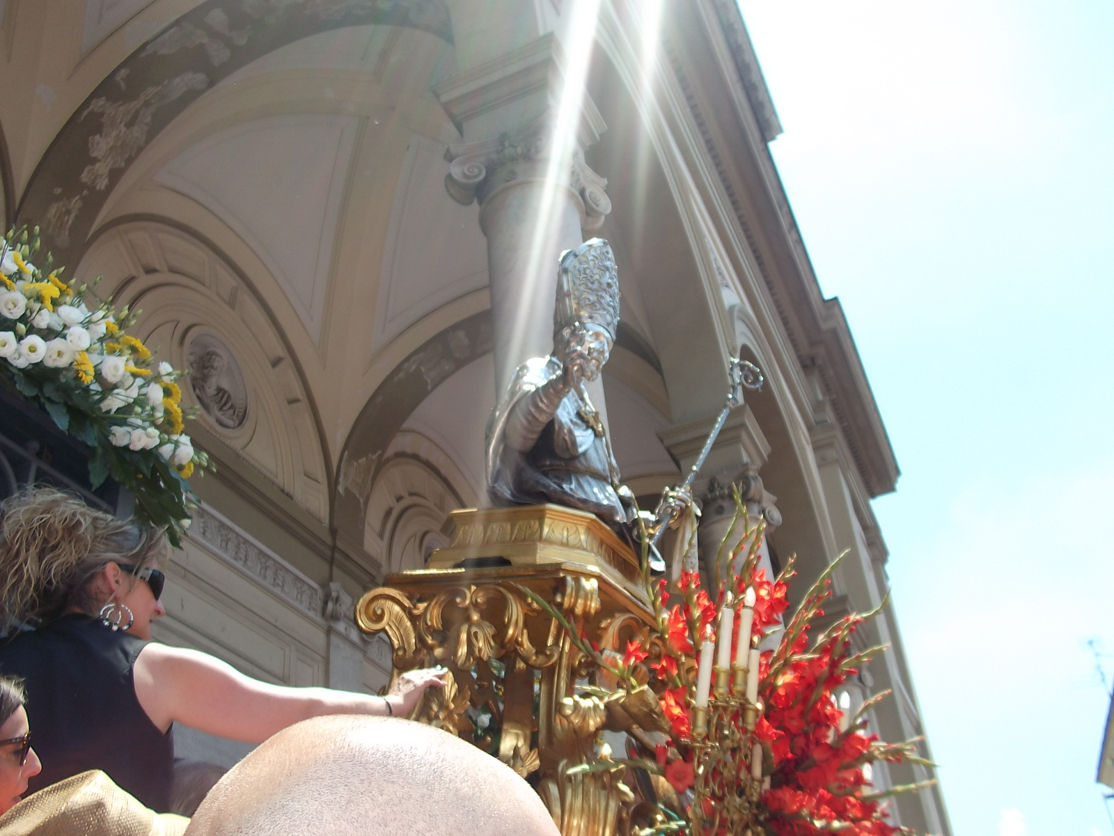 Festa dei Gigli, il Vescovo Depalma ammonisce i politici