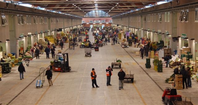 Omicidio e tentato omicidio nel mercato di Volla: fermati i presunti responsabili