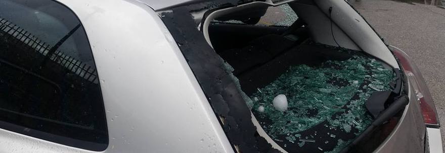 Napoli: grandinata di portata eccezionale provoca danni ed un ferito