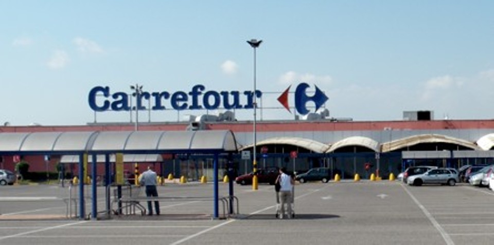 Ex Carrefour di Casoria: la Regione riapre il caso. Marciano: “Soluzione vicina”