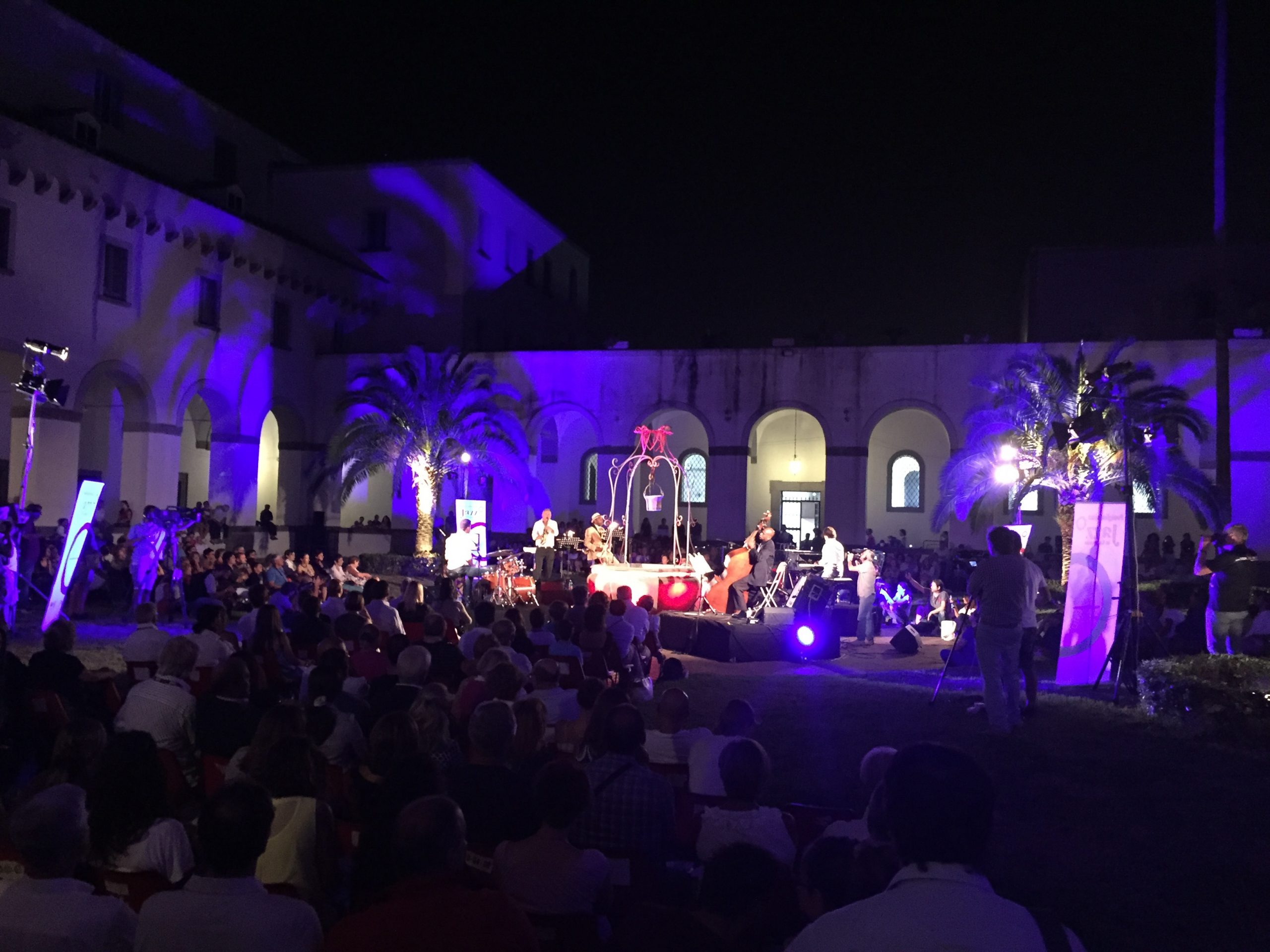 Sant’Anastasia, successo oltre le attese per la serata Jazz al chiostro del santuario