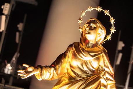 Svetta su Milano “Madonnina” made in Napoli