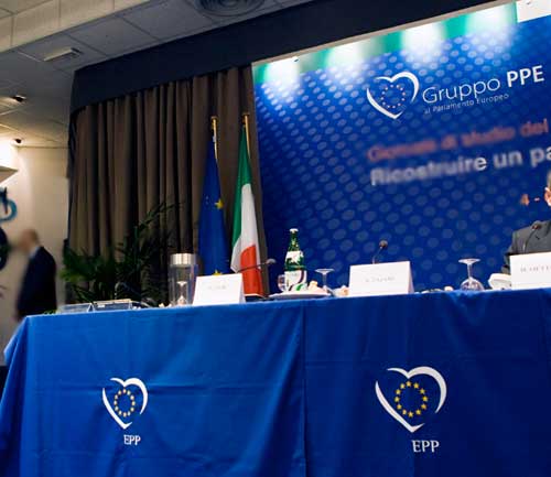 Il PPE a Napoli illustra le opportunità europee per lo sviluppo del Mezzogiorno