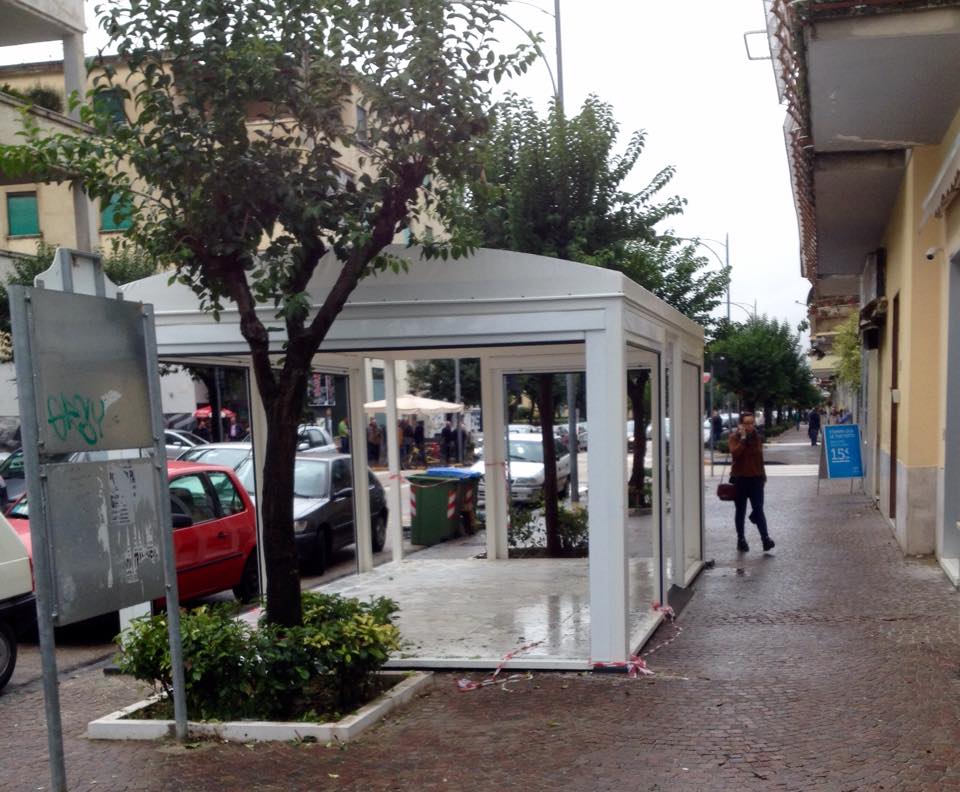 Pomigliano, il Pd: “Chiosco abusivo in pieno centro “