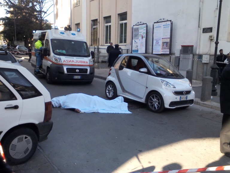 Guerra di cocaina: ucciso davanti alla scuola elementare