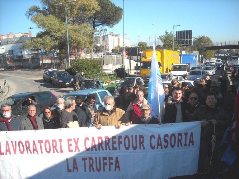 Vertenza “ex Carrefour” di Casoria – Continua la mobilitazione dei Lavoratori