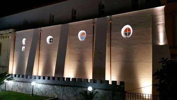 Somma Vesuviana, Natale: si accendono le luci, brilla di nuova luce San Domenico