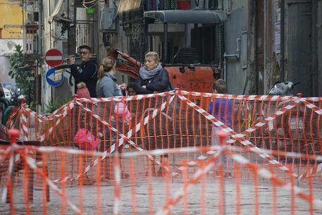 Napoli, crollo all’università: tanta paura, ma nessun ferito