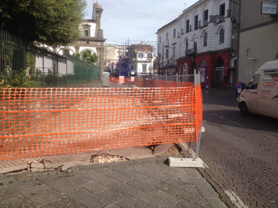 Sant’Anastasia, fermi i lavori di via Arco, Alleanza per Sant’Anastasia: l’ennesimo finanziamento perso