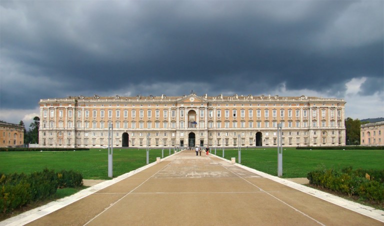 Beni culturali: Reggia di Caserta ed Agenzia di sviluppo firmano l’intesa per il rilancio dell’area Nolana