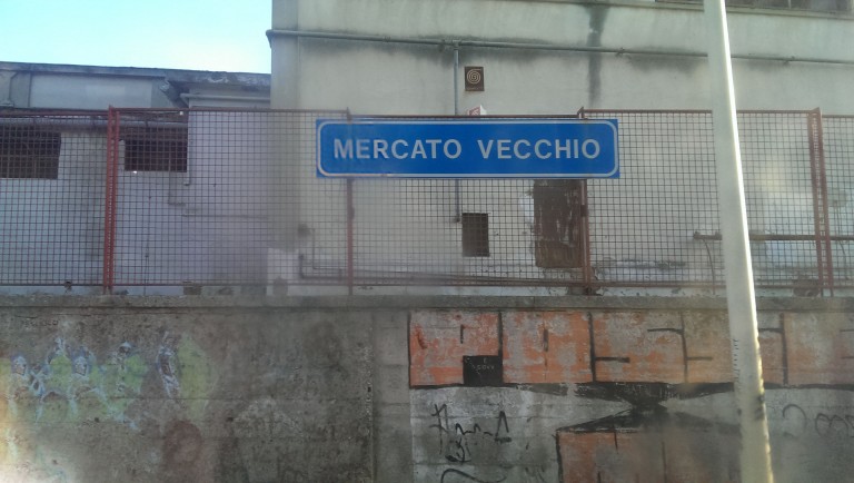 Somma Vesuviana. “Villa Augustea” sarà il nuovo nome della stazione ferroviaria di Mercato Vecchio