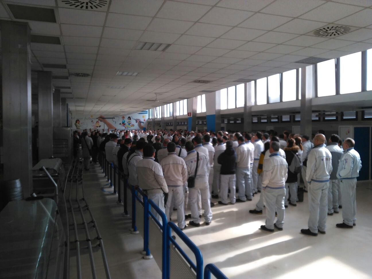 La Fiom recupera terreno nella Fiat di Pomigliano: prima assemblea partecipata, dopo sei anni