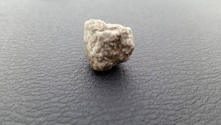 Somma Vesuviana, sassi contro le finestre al plesso Rione Trieste