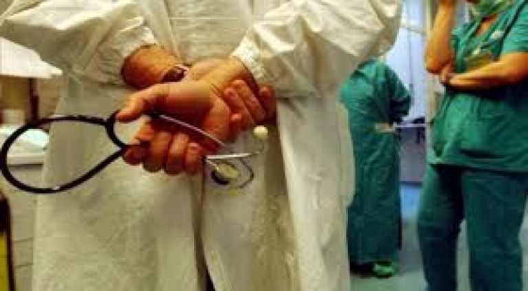 Gli sprechi nella sanità: in Campania la media dei tagli cesarei è il triplo di quella nazionale