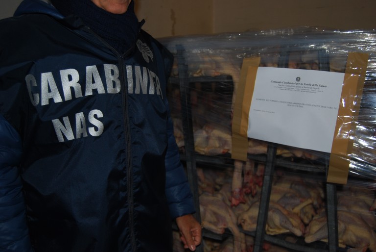 Frattaminore e Cardito, Nas scatenati: sequestrate industria di carni avicole e pasticceria