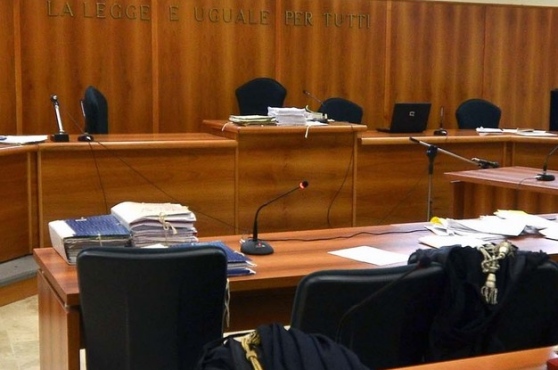 Sant’Anastasia, processo all’ex sindaco: rinviato ad aprile il controesame di Alfano