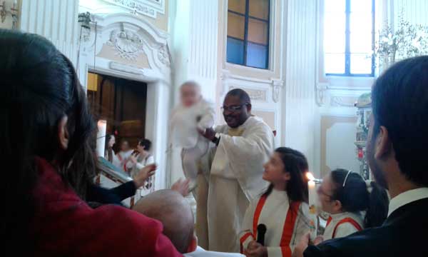 Somma Vesuviana, Padre Costanzo rompe il silenzio: “basta accuse! Il borgo antico ritrovi l’unità”