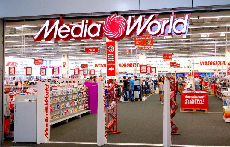 Mediaworld: si riaffaccia lo spettro di tagli e chiusure. A rischio i negozi di Casoria e Pompei