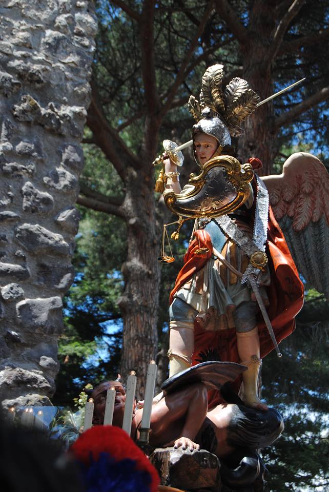 Presentazione del calendario della Festa Patronale in onore di San Michele Arcangelo