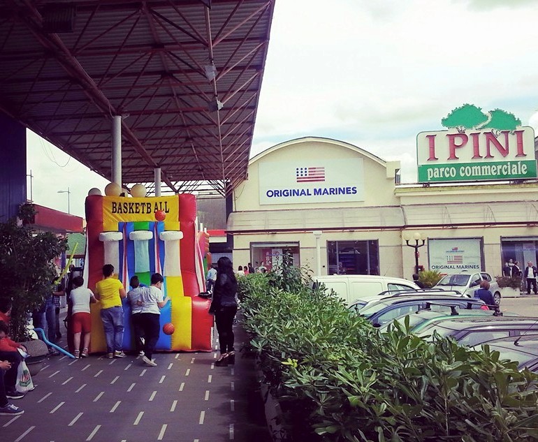 Fallisce il centro commerciale I Pini: oggi la serrata di lavoratori ed esercenti