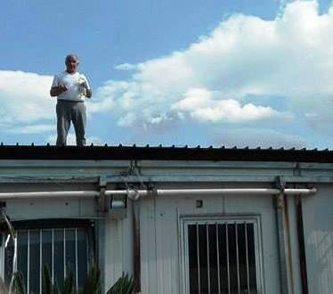 Palma Campania: lavoratore senza stipendio accanto ai biogas. Con una bottiglia di benzina…