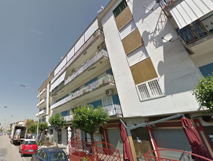 Pomigliano, si rompe l’acquedotto: palazzo a rischio cedimento. Sgomberate 8 famiglie