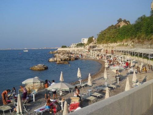 Campania, spiagge sicure: fondi a 14 Comuni