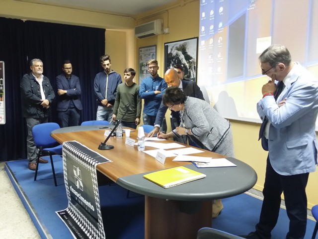 Ponticelli. Premio RinascimentoMobili. Partnership tra l’Istituto Archimede e l’azienda RinascimentoMobili di Volla