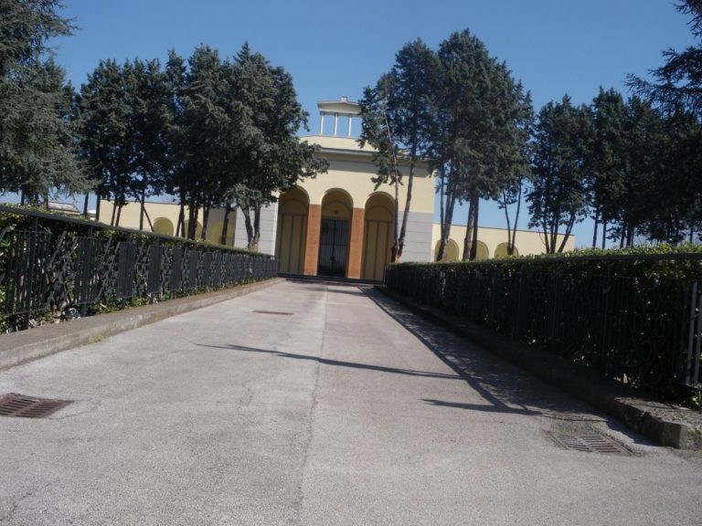 Pollena Trocchia, messa e benedizione delle nuove aree del cimitero comunale