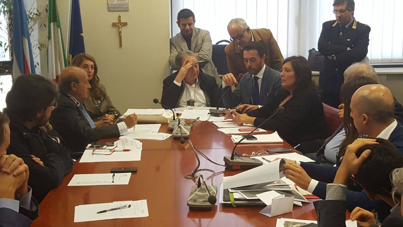 Valeria Ciarambino (dx) e Raffaele Russo (dx)