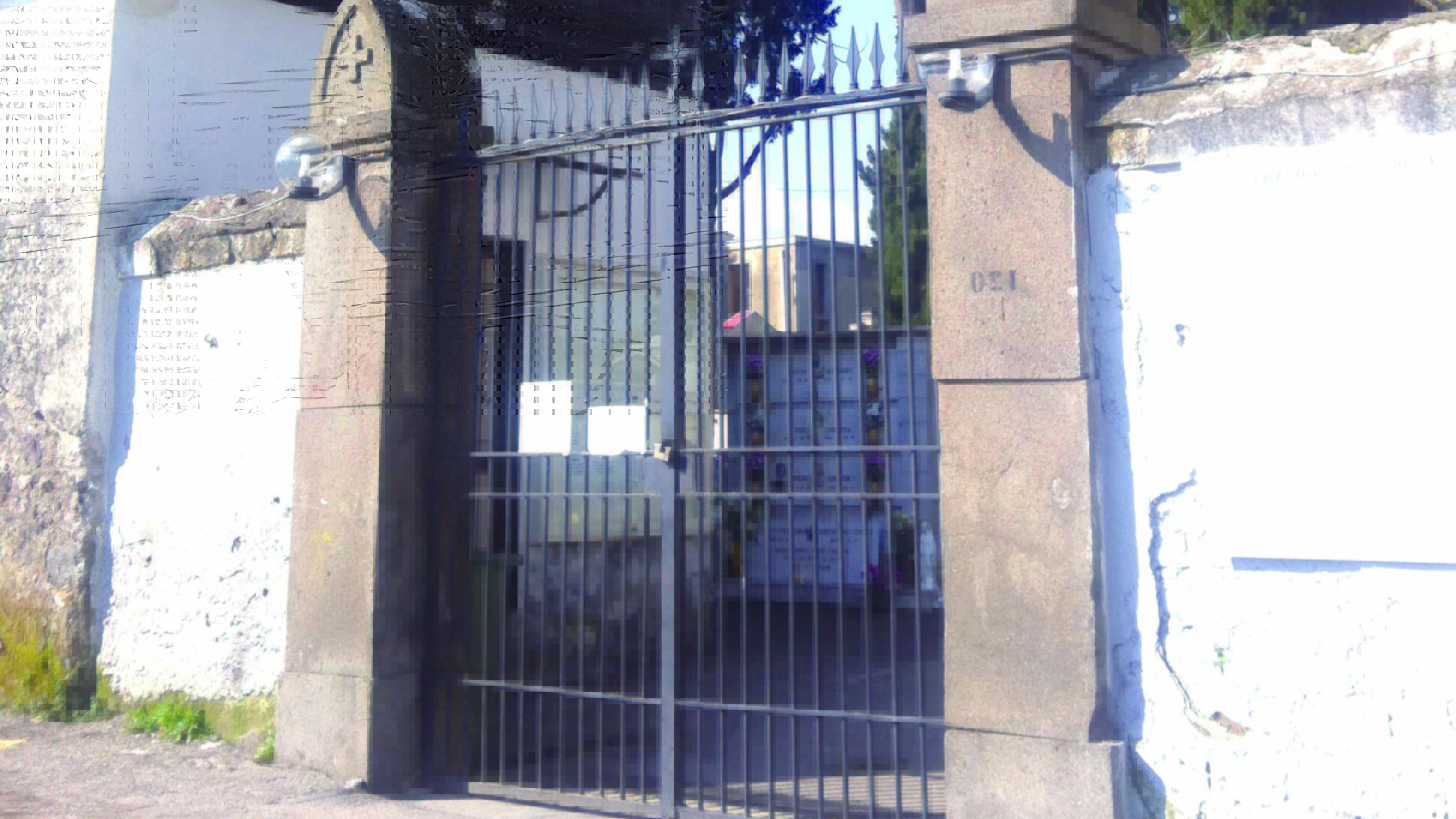 Sant’Anastasia in Volo: “Sbagliati e ingiusti i nuovi orari di apertura del cimitero”