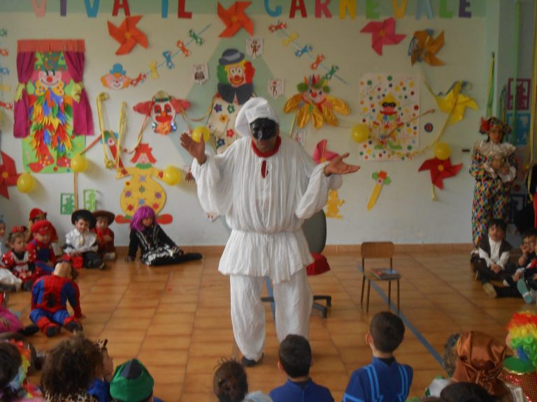 Brusciano, strepitoso successo per il Carnevale a Scuola