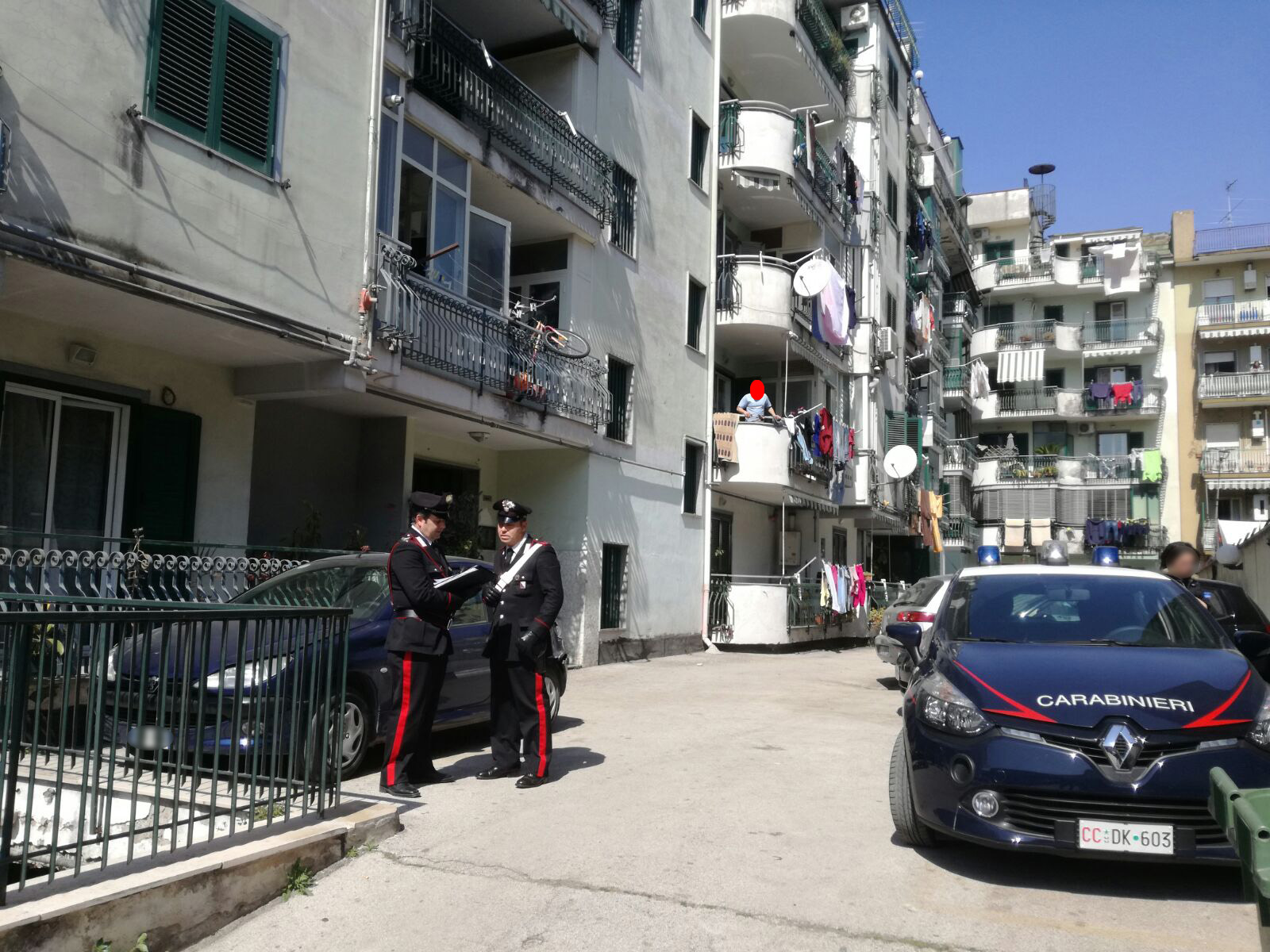 Spari per gelosia a Casalnuovo, un uomo in manette. Era scappato a Gaeta.