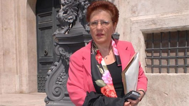 Somma Vesuviana, l’onorevole Luisa Bossa: “Il Prefetto intervenga prima che si presentino liste e candidati”