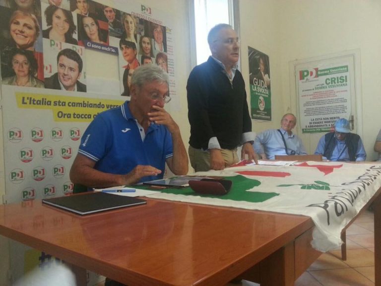 Somma Vesuviana, Antonio Bassolino nella locale sezione Pd: «Bisognava candidare un parlamentare».