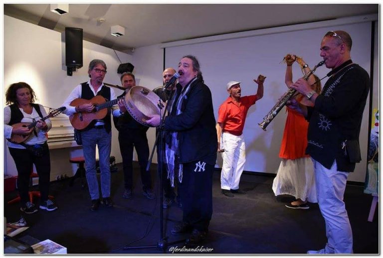 Napoli : Strepitoso successo per “La Forza di Pulcinella “di Angelo Iannelli”