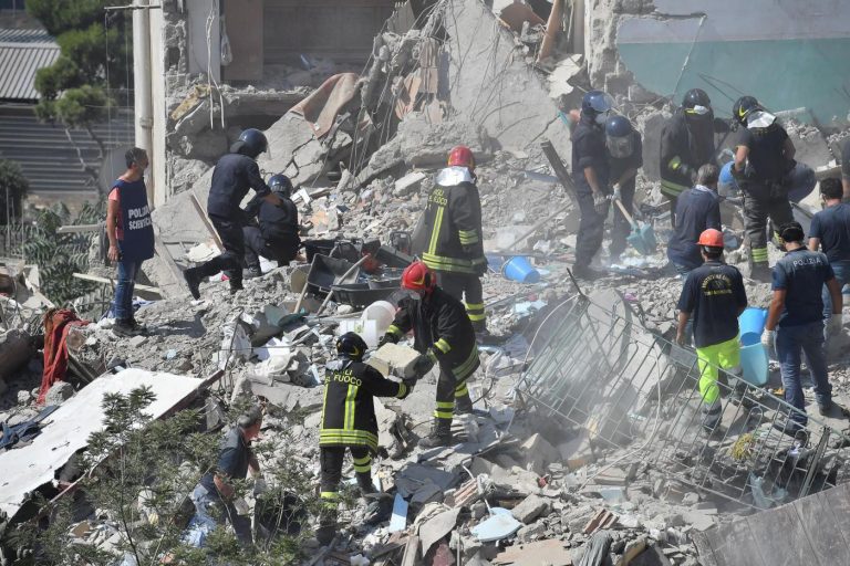 Tragedia a Torre Annunziata, il cordoglio del sindaco Giuseppe Balzano
