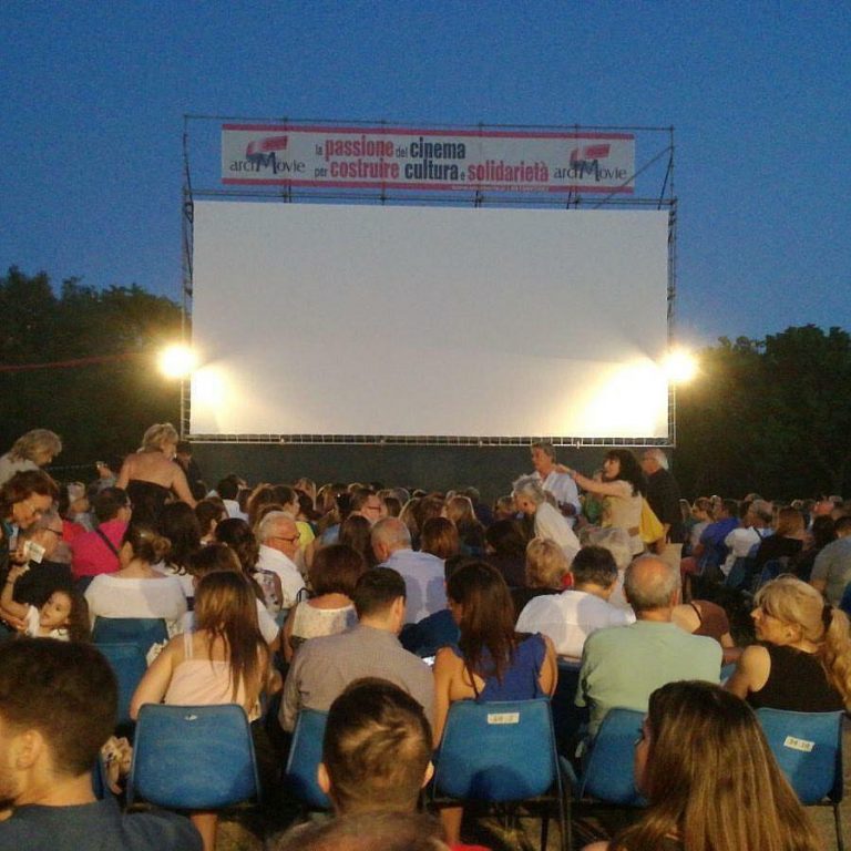 Arci Movie, enorme successo per “cinema intorno al Vesuvio”
