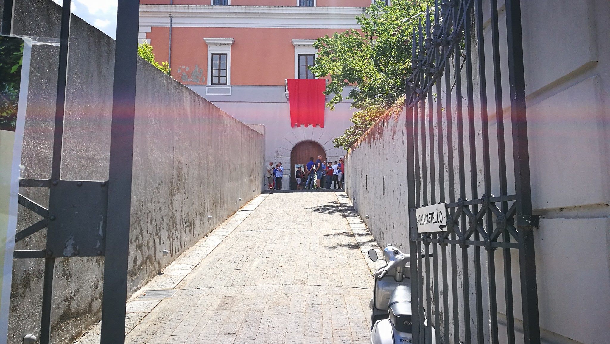 Somma Vesuviana, l’aperitivo al Castello. Anzi, no.