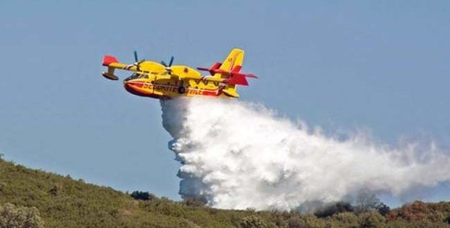 Campania, continua l’emergenza incendi