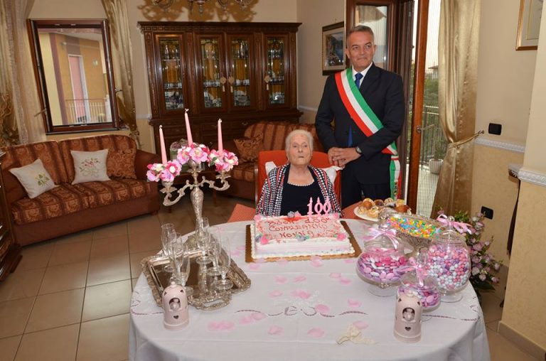 Somma Vesuviana festeggia i 100 anni di Luisa Perillo