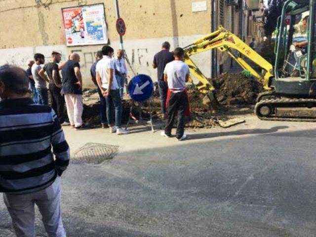 Acqua, alla vana ricerca di un guasto che mette in ginocchio il centro di Pomilgiano