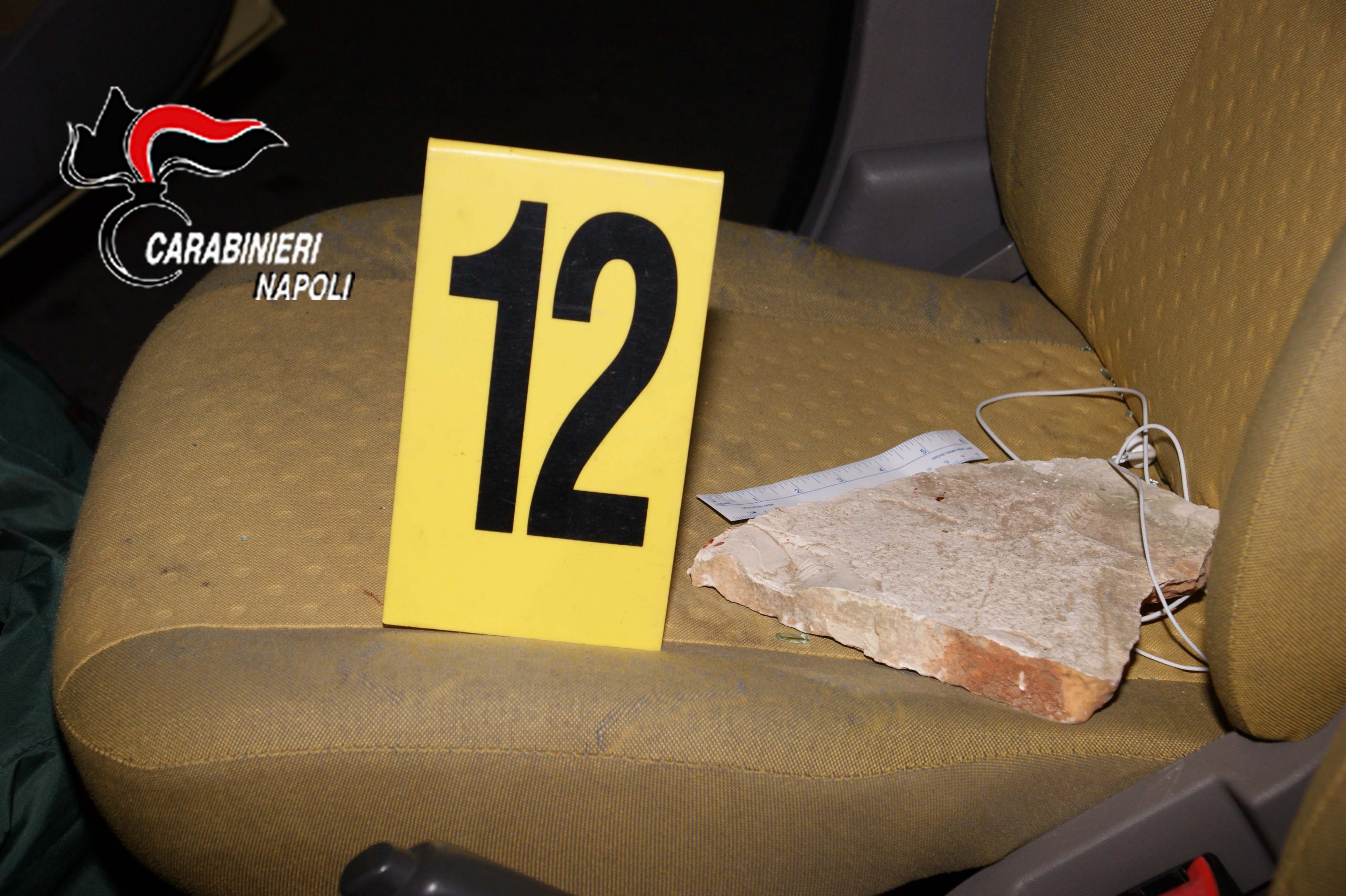 Pizzaiolo accoltellato a Castello di Cisterna: due arresti