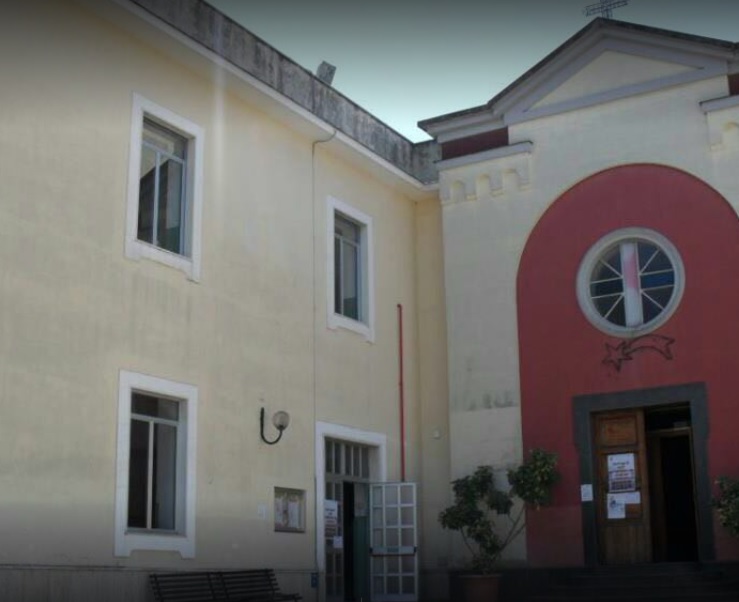 Somma Vesuviane, le Suore Trinitarie chiudono la scuola primaria. Il Sindaco: “Stiamo cercando la soluzione per sostenerle”