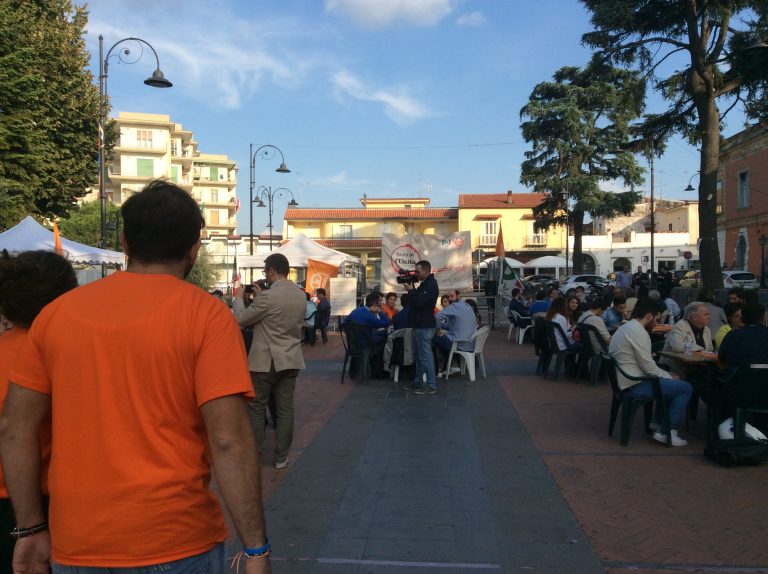 Somma Vesuviana, ultimo giorno per la Festa dell’Unità: convegni dalle 10, 30. E stasera la musica di Tony Tammaro