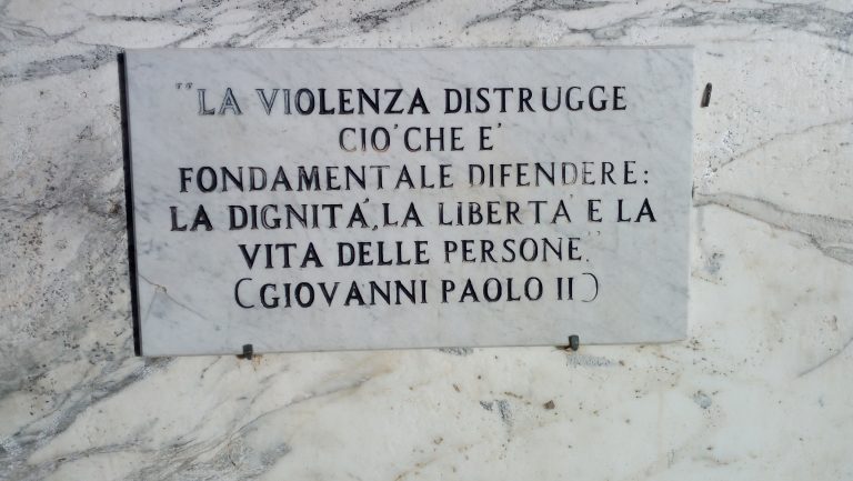 Brusciano: No alla Violenza. Per una “Città Ideale” così come intesa dallo storico della filosofia De Ruggiero.