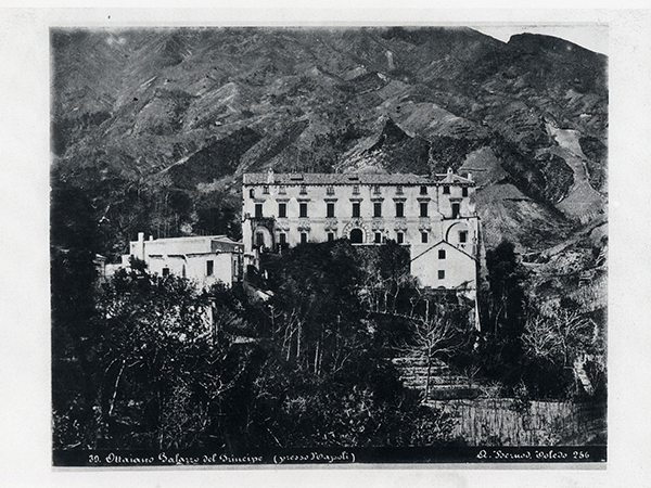 Luca Vecchione e l’acustica del Palazzo Medici di Ottajano: un pregio e un’ insidia…..